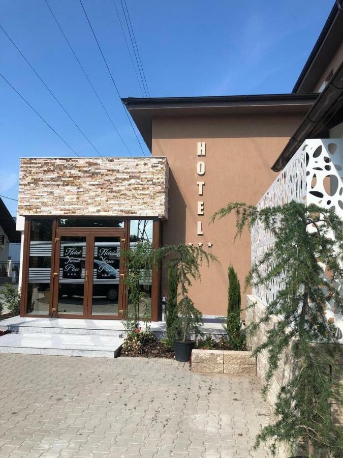 Hotel Yarus Plus Ploieşti Eksteriør bilde